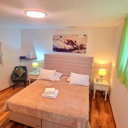 Apartments Ante Đảo Hvar Ngoại thất bức ảnh