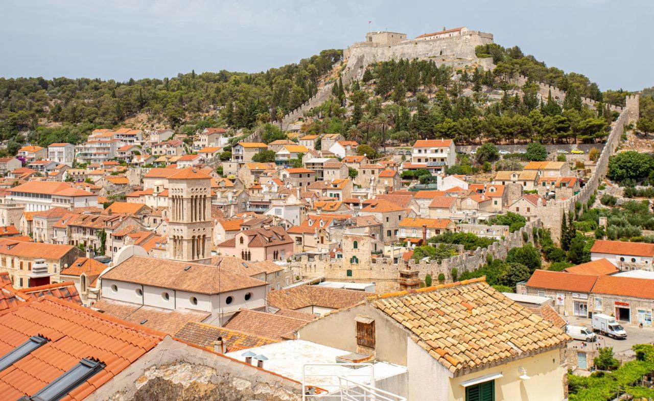 Apartments Ante Đảo Hvar Ngoại thất bức ảnh