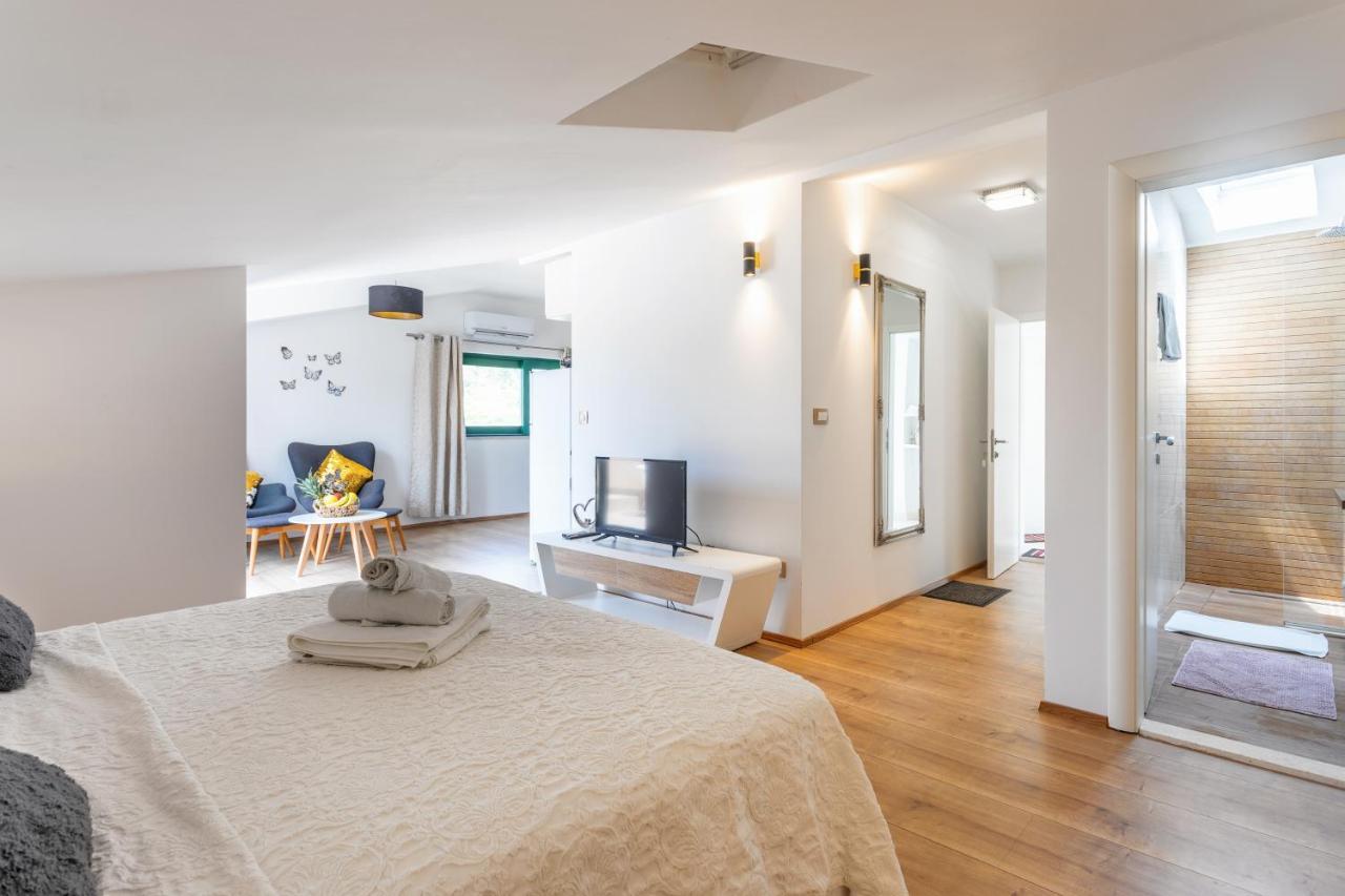 Apartments Ante Đảo Hvar Ngoại thất bức ảnh