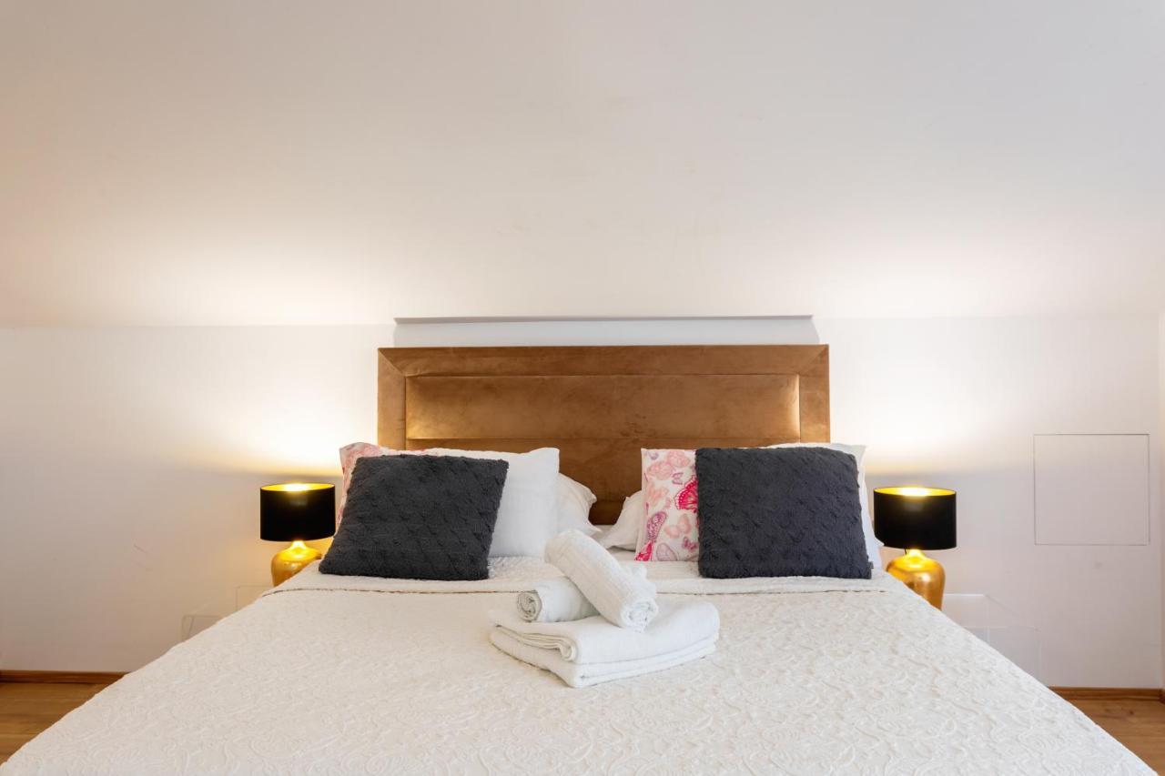 Apartments Ante Đảo Hvar Ngoại thất bức ảnh