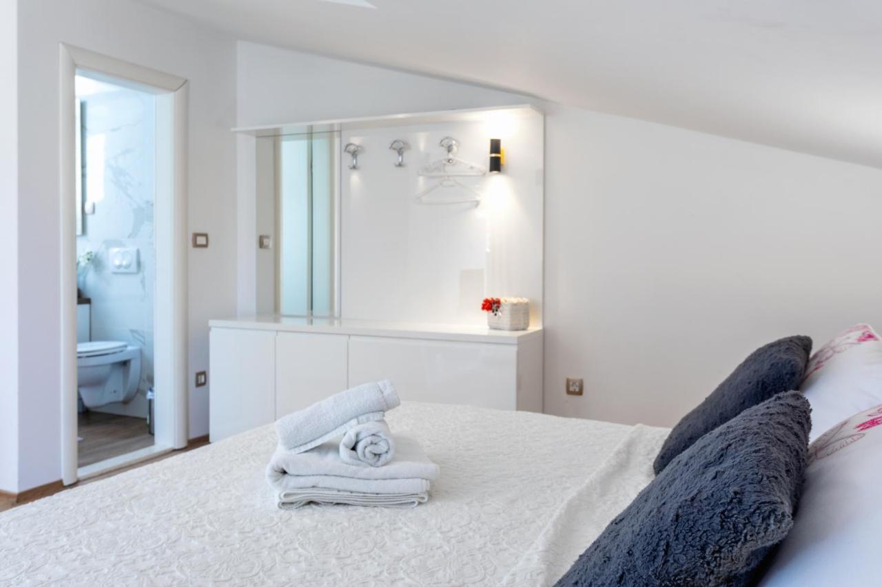 Apartments Ante Đảo Hvar Ngoại thất bức ảnh