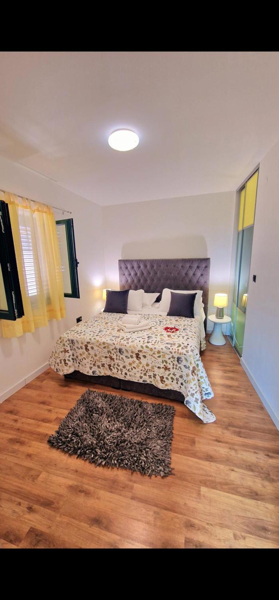 Apartments Ante Đảo Hvar Ngoại thất bức ảnh