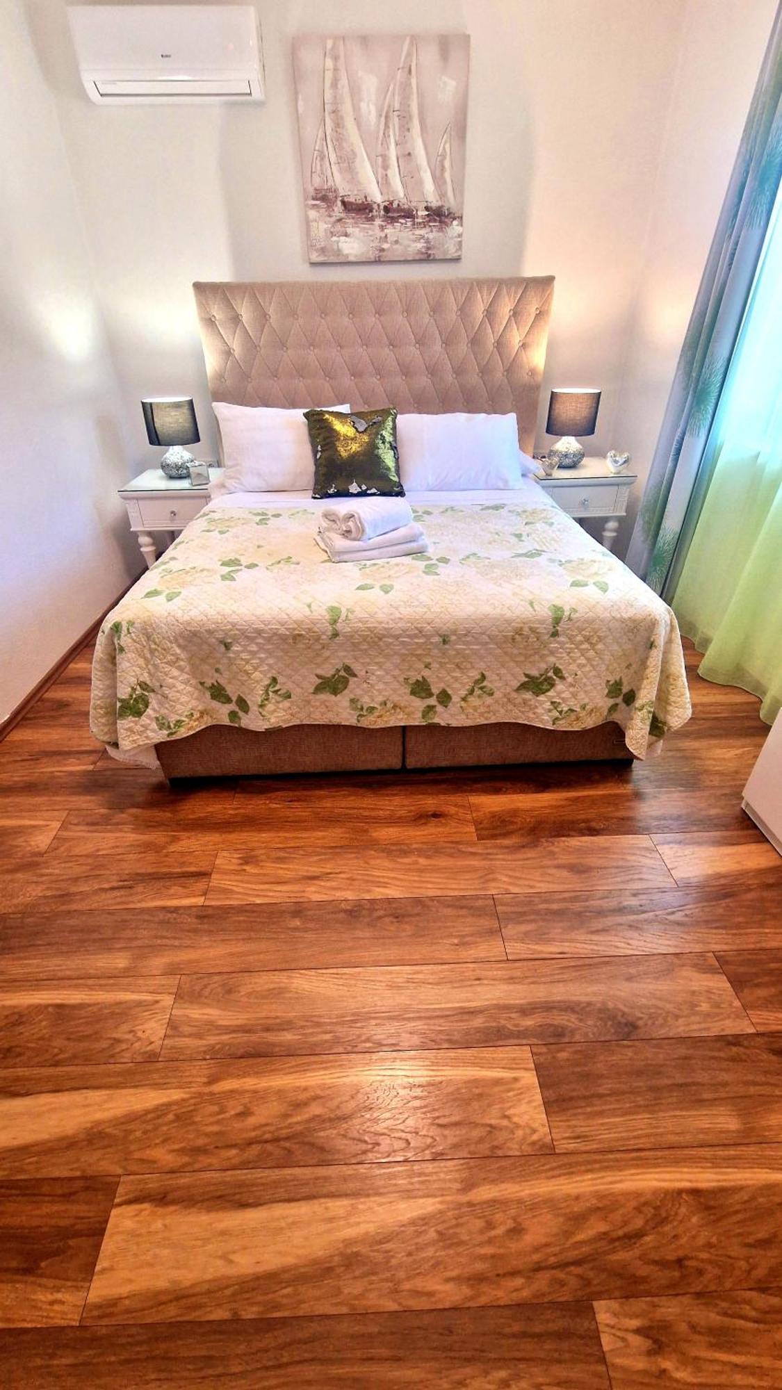 Apartments Ante Đảo Hvar Ngoại thất bức ảnh