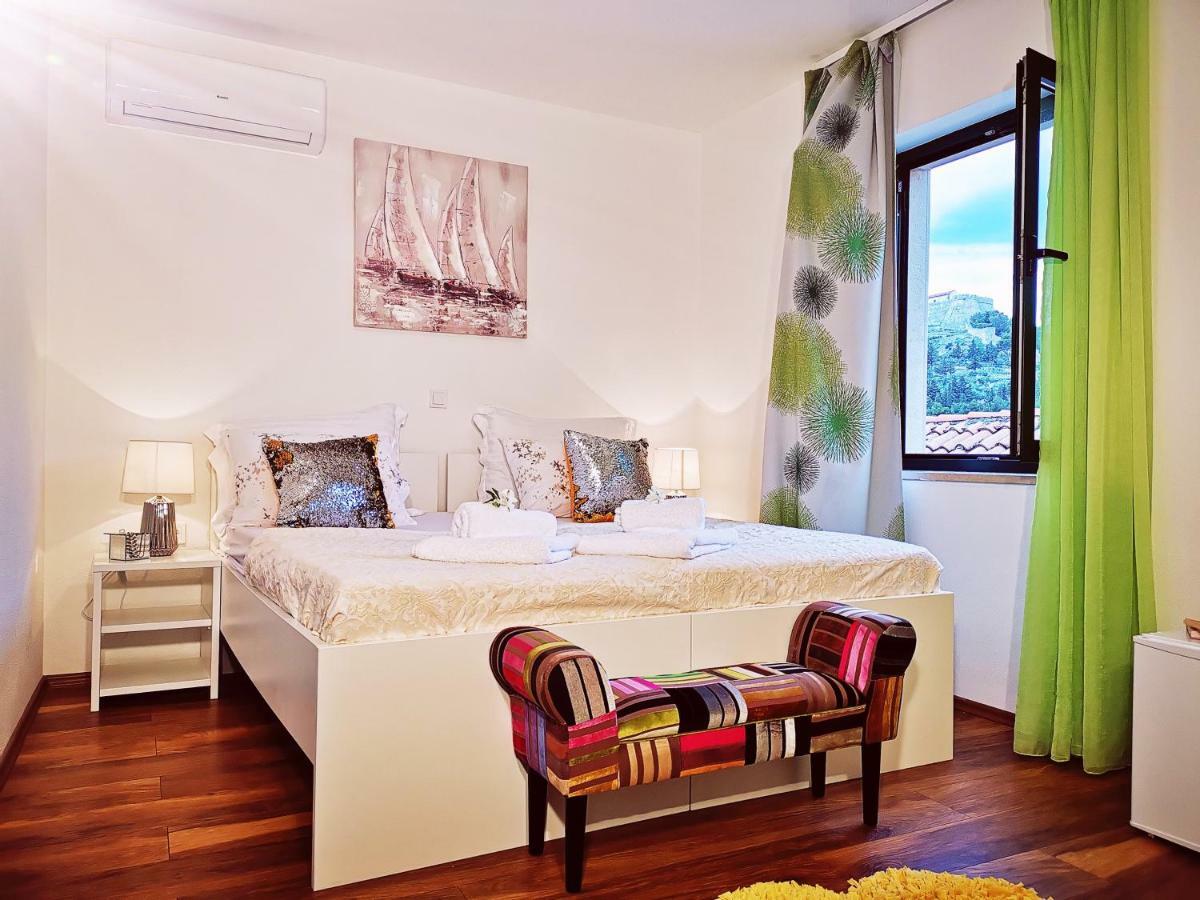 Apartments Ante Đảo Hvar Ngoại thất bức ảnh